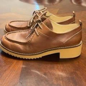 Clarks Women's Eden Mid Lace Size 10 (Like New)- Flash Deal!!